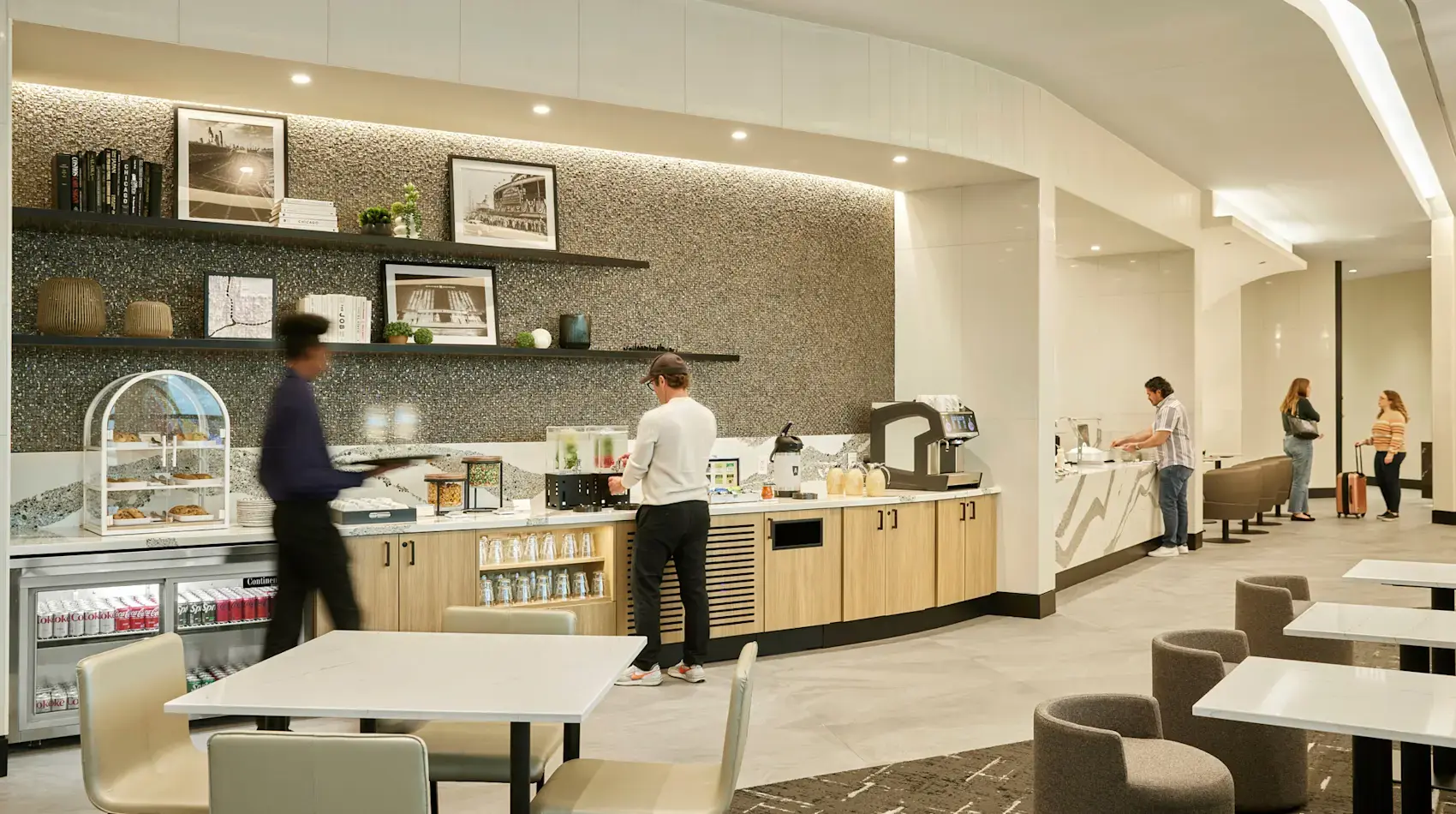 Lounge in Chicago near Midway airport